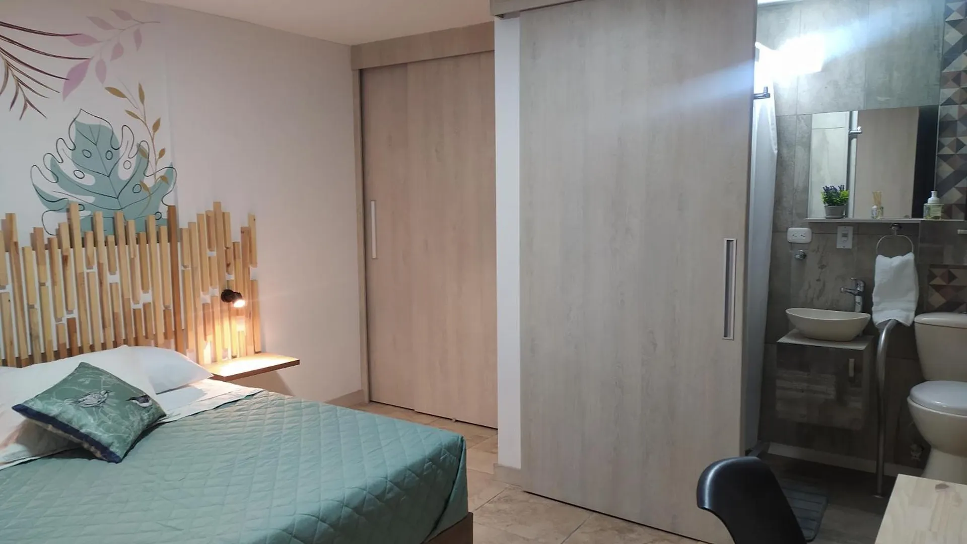 Platinum Hotel Medellín 3*,